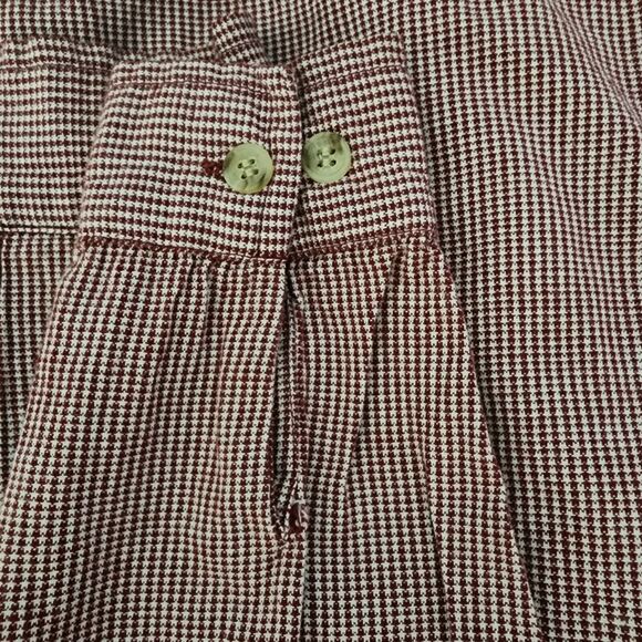 Cabin Creek Women Shirt Top Medium Red White Button Up Cotton Floral Embroidered - Picture 10 of 11